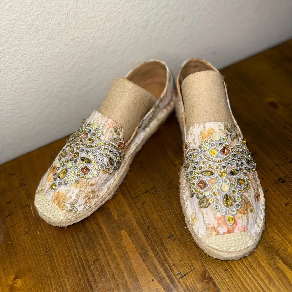 J Renee Jeweled Espadrilles Boho Luxe Euro‎ Summer Coastal Grandma Chic- 8.5
